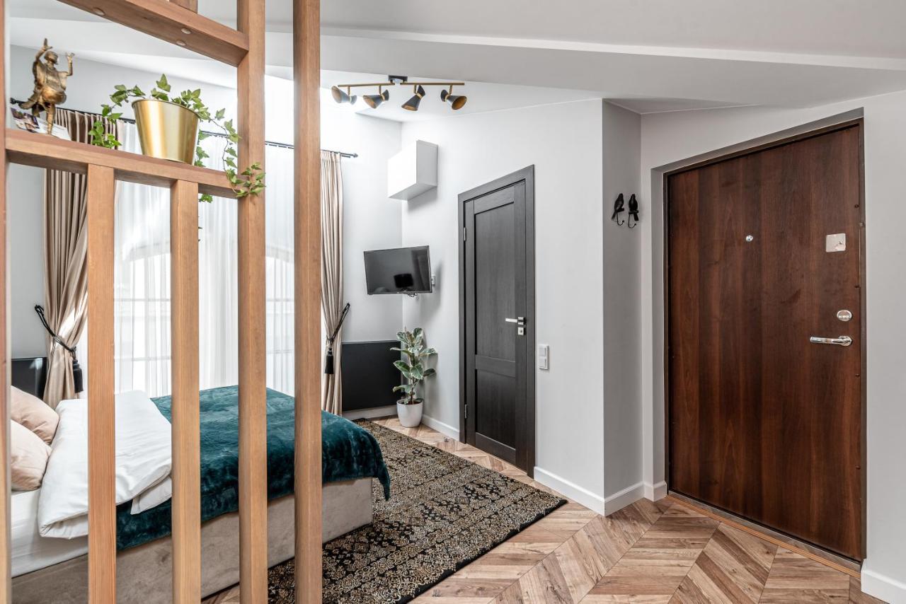 Sun Lighted Cathedral Square Studio Appartement Vilnius Buitenkant foto