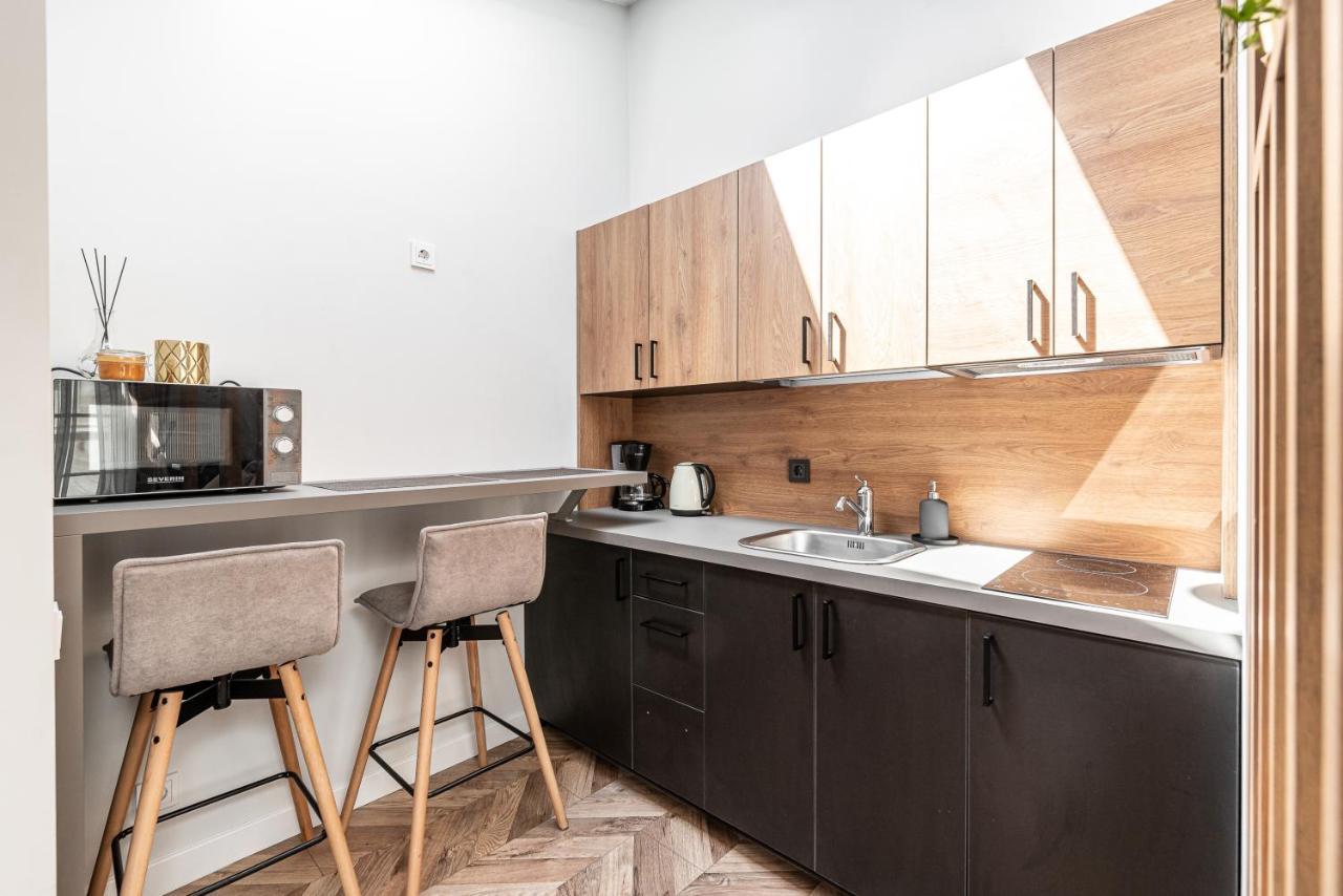 Sun Lighted Cathedral Square Studio Appartement Vilnius Buitenkant foto