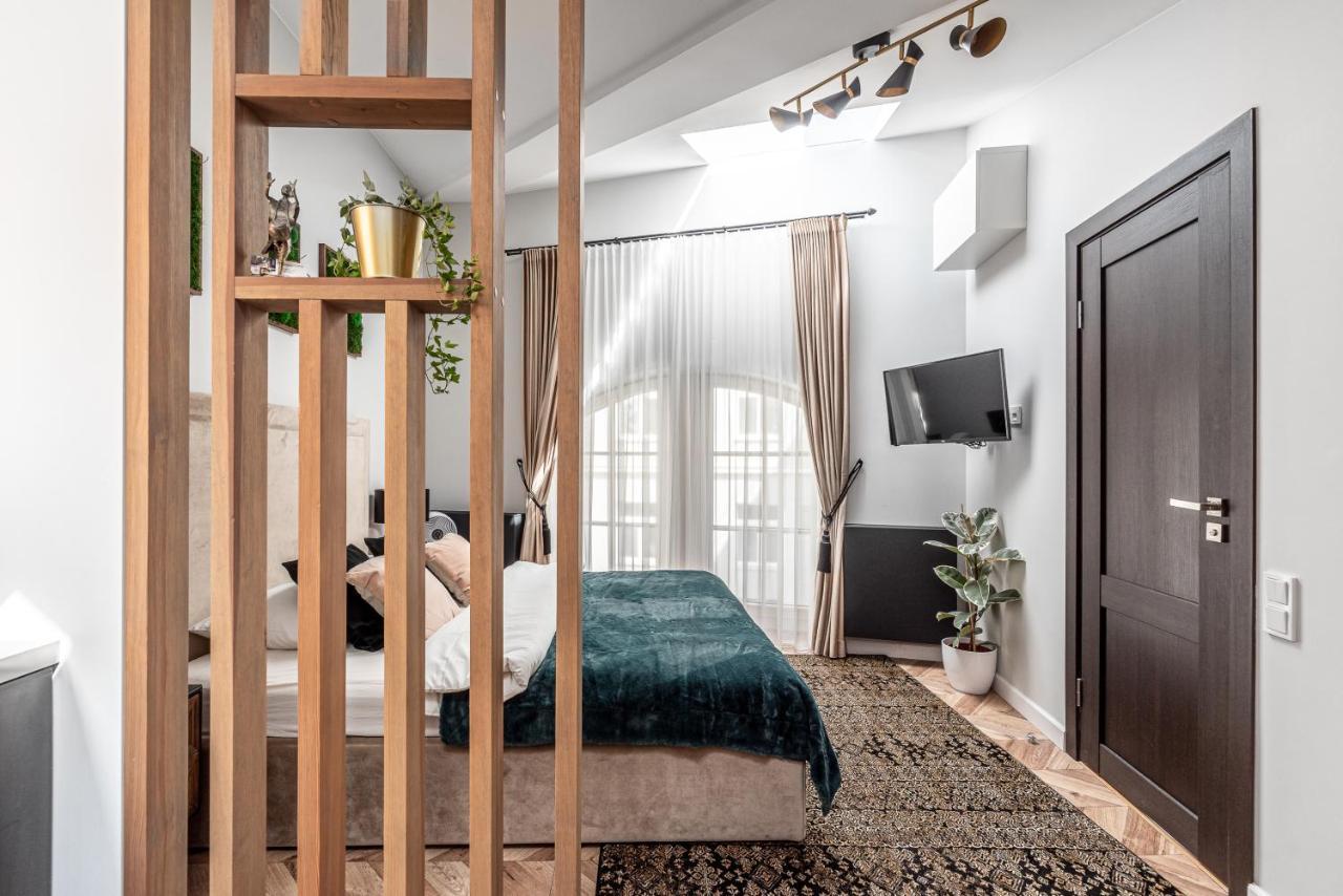 Sun Lighted Cathedral Square Studio Appartement Vilnius Buitenkant foto